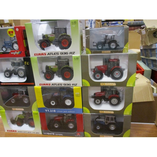 535 - Universal Hobbies. Collection of 1:32 Tractors mint in excellent boxes including Claas Atles 936 (2)... 