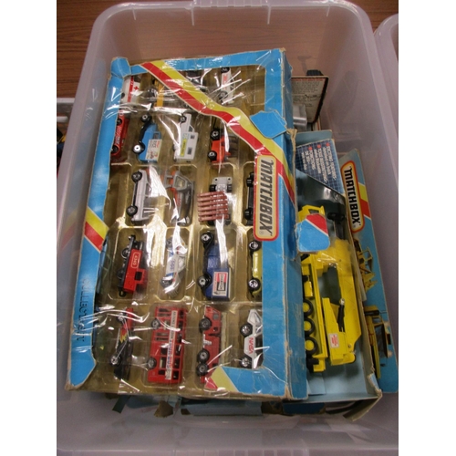 449 - Collection of Cars and Lorries boxed and unboxed in mixed condition with Burago, Matchbox, Corgi and... 