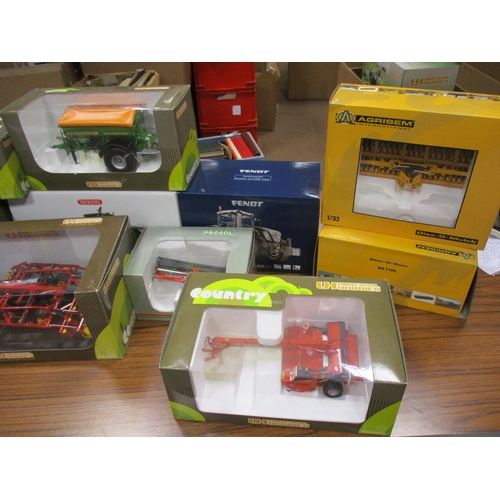 455 - Collection of Farm Machinery in 1:32 scale mint in excellent boxes featuring Viking John Deere 9620R... 