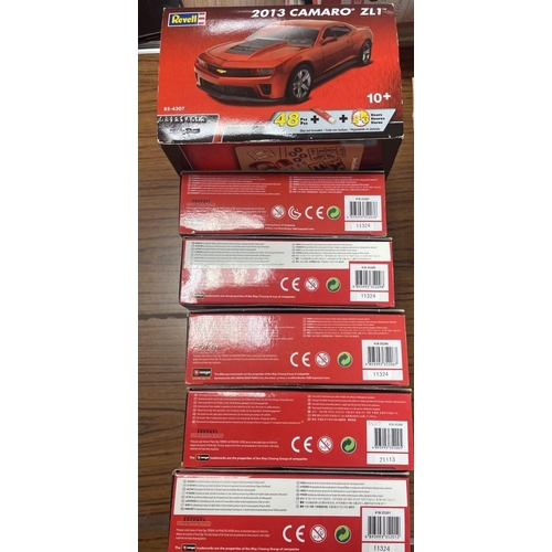 542 - Collection of kits with Lego Ferrari No 75890, No 76895 (2), Revell 458 Italia No 07141, 250 GTO No ... 