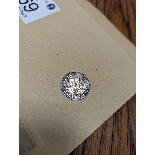 269 - Edward VI. Fine silver issue threepence, mint mark tun, good fine, cracked. (S.2485) (See photo) (Y)