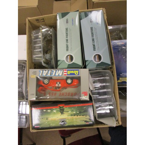 435 - Collection of mainly Aircraft boxed and unboxed in mixed condition with Corgi Aviation Archive and A... 