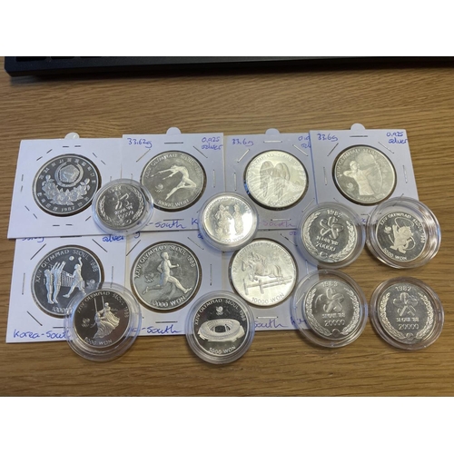 628 - South Korea. Silver won collection with uncirculated 20000 1983, 1982 (2), 10000 1982 plus proofs FD... 