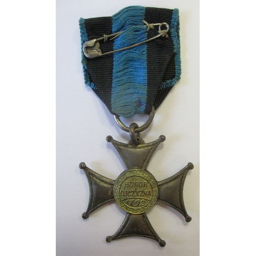 54 - WW2 Distinguished Flying Medal, Polish Medal of Military Virtue (Virtuti Militari), Polish Cross of ... 