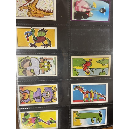 11 - Collection with cigarette and trade cards complete and part sets including Carreras Old Staffordshir... 