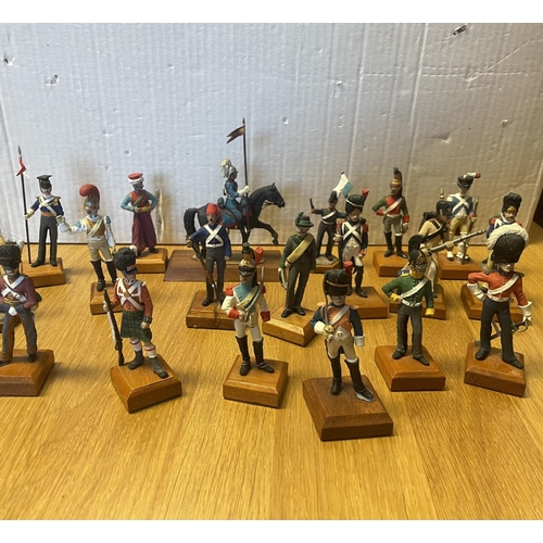 288 - Mixed collection on plinths, approximately 3½ inch including French fusilier, French trooper, royal ... 