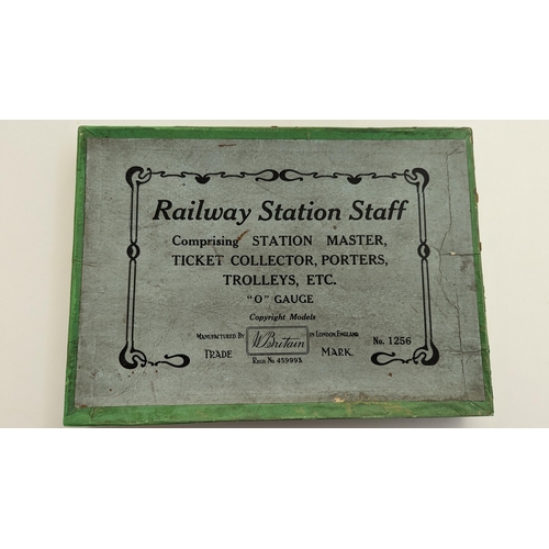 296 - Britains. Railways Station Staff Set No. 1256, with figures (11), luggage (4), trolleys (2), good pl... 