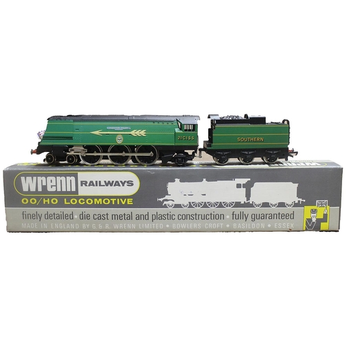 706 - Wrenn. OO gauge SR Streamlined Bulleid Pacific SR 21C155 'Fighter Pilot - Golden Arrow' green locomo... 