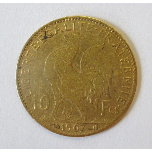 250 - Late 19th to 20th century range, generally mixed condition, includes crowns 1889, 1890, 1935 (2), ha... 