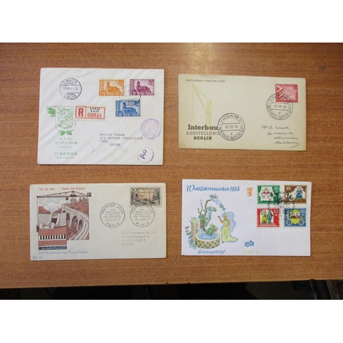 76 - World misc middle to modern M/U coln, incl a range of FDCs from France, Germany, and Finland (well o... 