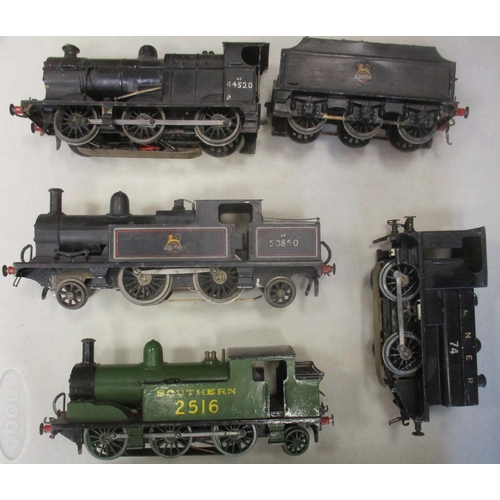 284 - Range of unboxed O gauge locomotives, generally very good plus to excellent, with 4-0-4 BR green No.... 