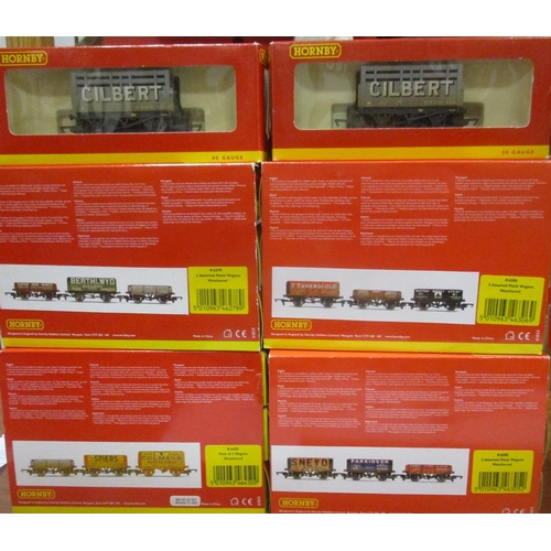 311 - Collection of OO gauge wagons, generally mint in near mint boxes, with Dapol (6), Hornby (66), Mainl... 