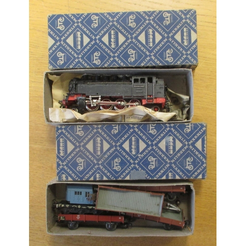 376 - Marklin. HO gauge collection generally good to excellent in good to excellent boxes including locos ... 