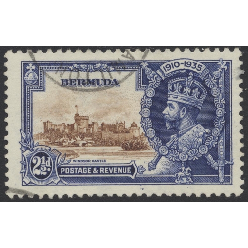 157 - Bermuda. 1935 SJ 2½d bird by turret flaw U. (SG 96M) (See photo) Cat £375 (S)