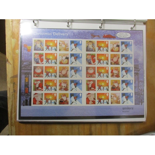 396 - 2000-2014 coln of Royal Mail Smilers in 3 albums. Face value £1650 (½B)