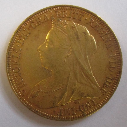 358 - Investment Gold Lot - documents required. 1895M sovereign fine. (Y)