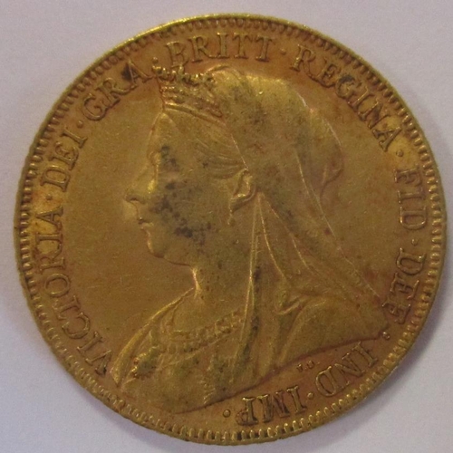 384 - Investment Gold Lot - documents required. 1900 sovereign fine. (Y)