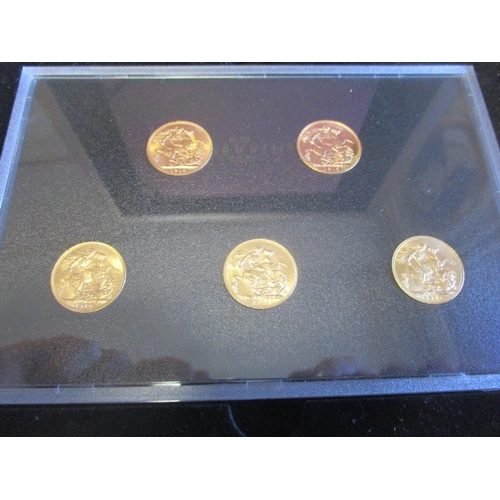 411 - Investment Gold Lot - documents required. 2016 First World War cased set of 5 sovereigns (1914P, 191... 