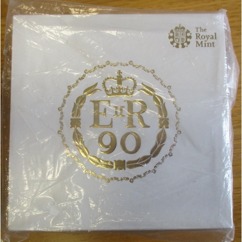 489 - Investment Gold Lot - documents required. 2016 90th Birthday of Her Majesty The Queen boxed proof £5... 