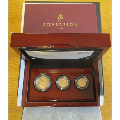 510 - Investment Gold Lot - documents required. 2018 Sovereign cased premium proof set of 3 (£2, sovereign... 