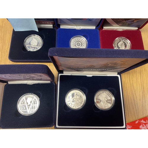 643 - Collection with silver piedfort proofs FDC, with £5 2006, 2007 £2 1995, £1 1987 cased set of four, s... 