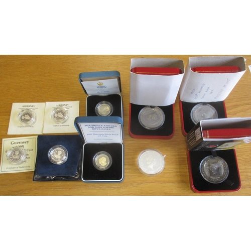 655 - Collection of boxed silver proofs FDC, with crown 1981, £1 1984-87 set of 4, 2004-2007 set of 4 (2),... 