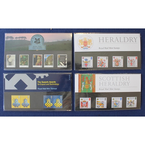 279 - Decimals UM, incl presentation packs prestige books bklts face value £975. (B)