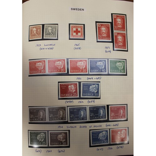 100 - Red Cross. Worldwide modern coln in 8 albums, incl Poland, USSR, Romania, Thailand, Sweden, Uruguay,... 