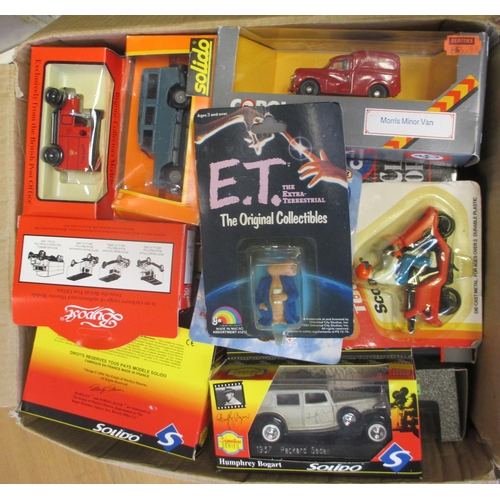 214 - 1980s onwards collection of cars, lorries, buses, aeroplanes etc, generally good plus to excellent i... 