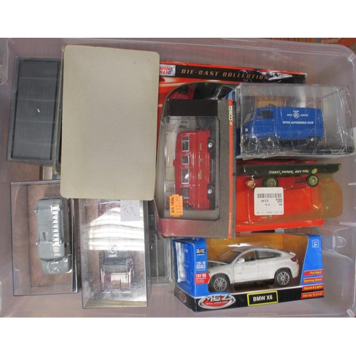 227 - 1980s onwards collection of cars, lorries, buses, aeroplanes etc, generally good plus to excellent i... 