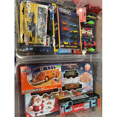 271 - Collection with Majorette, Matchbox, Teamsterz etc plus a range of toys including Doctor Who paraphe... 