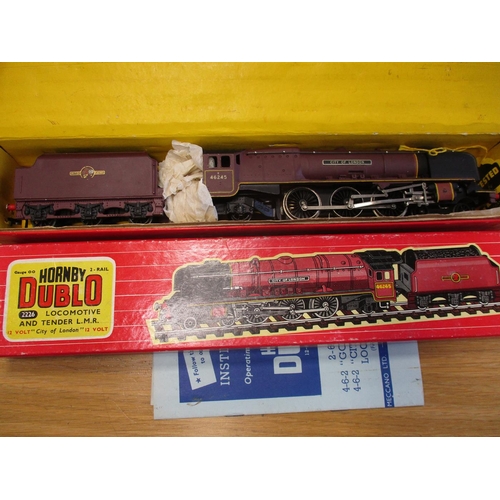 425 - Hornby Dublo. Collection with BR maroon 46245 City of London 4-6-2 No 2226, BR green 60016 Silver Ki... 