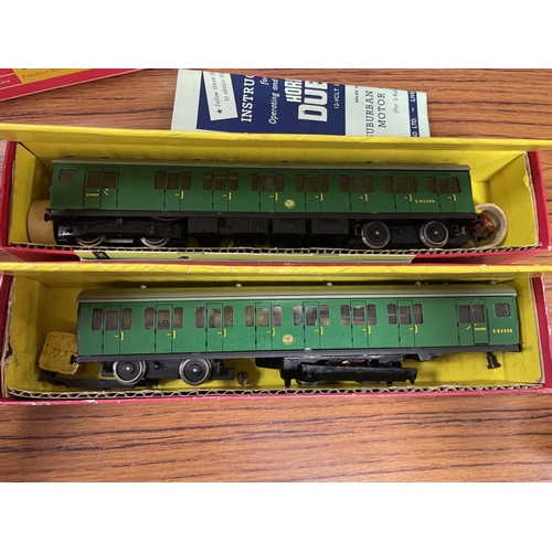 430 - Hornby Dublo. Electric motor coach brake 2nd S.65326 No 2250 (2) generally good in poor to good boxe... 