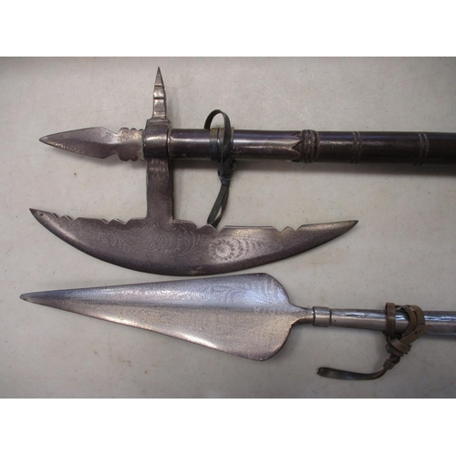 119 - Mixed range including 1907 Pattern hooked quillon bayonet by Enfield (very rusty), reproduction Japa... 