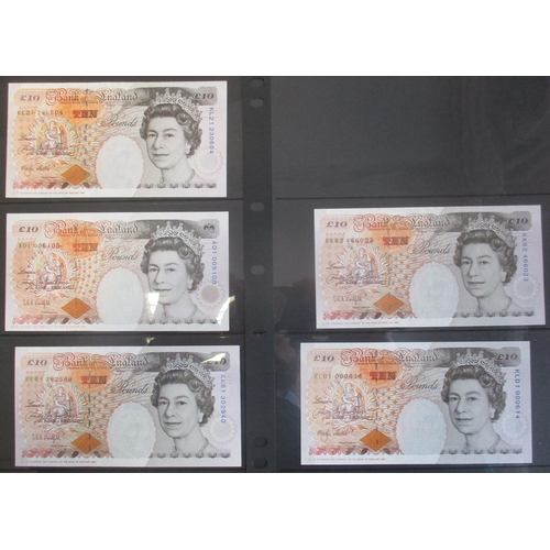 189 - Range of near uncirculated £10 banknotes, with J.Q. Hollom £10 1964 (21 Feb) A34, J.B. Page £10 1971... 