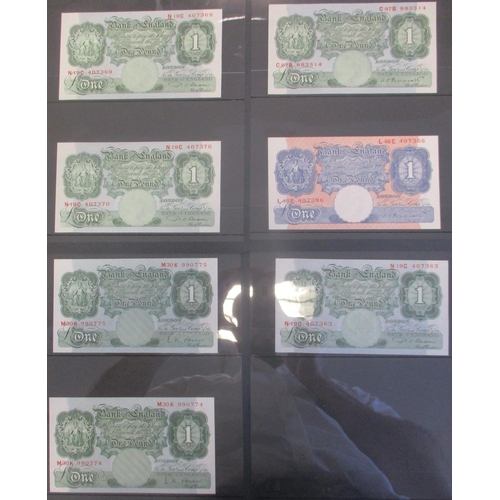 199 - Range of near uncirculated banknotes, with J.S. Bradbury £1 1917 (22 Jan) E/44 774587, N.F. Warren-F... 