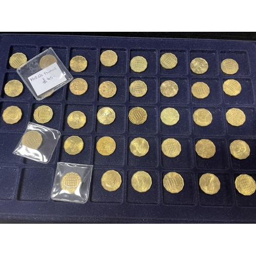 310 - Collection with 19th century onwards with shillings (95), threepence (37) plus pennies, half pennies... 
