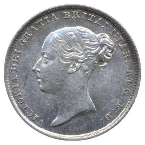 450 - 1839 young head six pence, serated edge good extremely fine. (See photo) (Y)