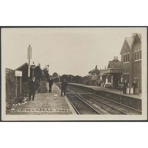 149 - Hampshire. Misc. RP coln. of mainly villages many Beloe pub.  Upham incl. football team 1932-33, sch... 