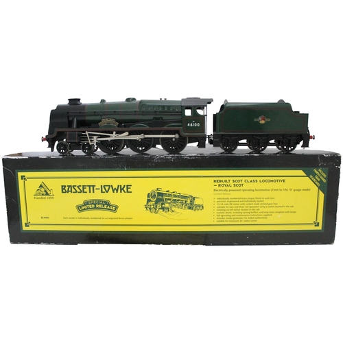 353 - Bassett-Lowke. BL99011 O gauge 'Royal Scot' 4-6-0 BR green No.46100 locomotive and tender, near mint... 