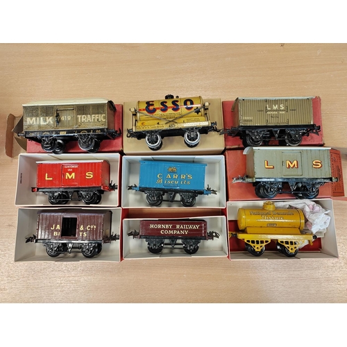 393 - Hornby. O Gauge wagons generally good/good plus in fair to good plus boxes (36) plus unboxed (34). Q... 