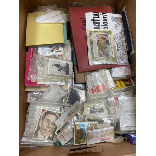 16 - Collection including paper albums, stock books, cigarette card packets, loose, trade cards etc inclu... 