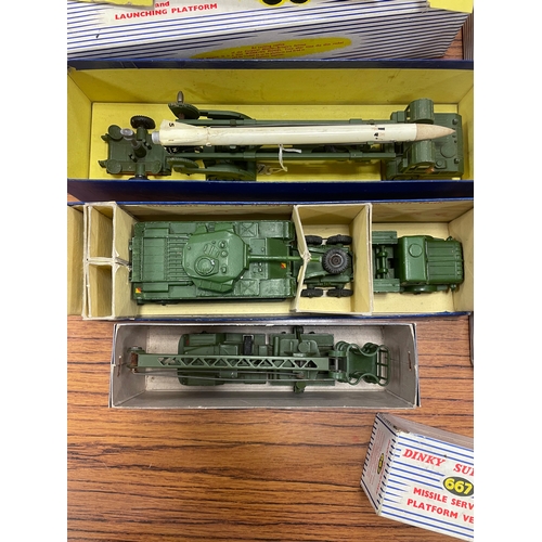 480 - Dinky. Military themed with Missile erector with launching platform No 666, tank transporter No 698 ... 