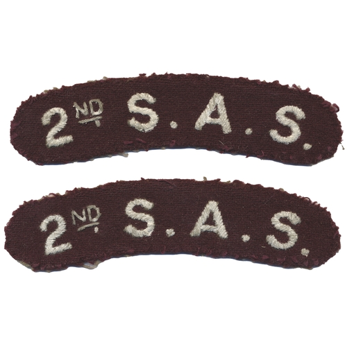 59 - S.A.S. Lilly collection. A pair of 2nd S.A.S. cloth shoulder titles, light blue embroided letters on... 