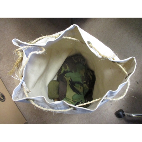 173 - 1970s Army Reservists call out kit bag containing Smock Combat size 170/104 with liner & hood, Comba... 