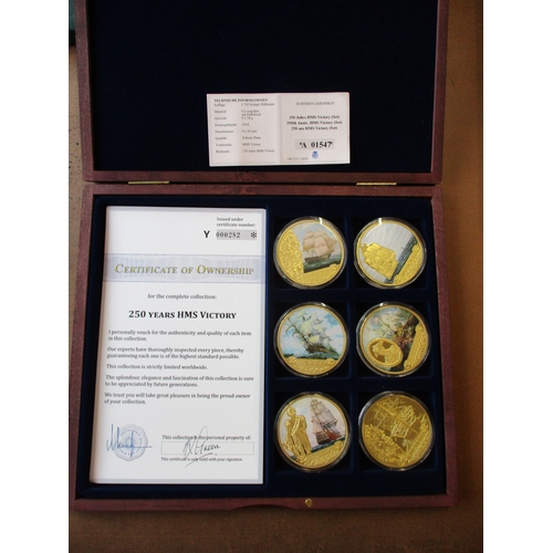 904 - Collection of plated/coloured commemoratives with wooden boxed sets 