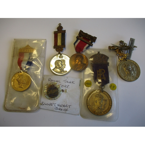 905 - Range including masonic, RAOB, royal events, visits, sweetheart badges, tin badges etc , in mixed co... 