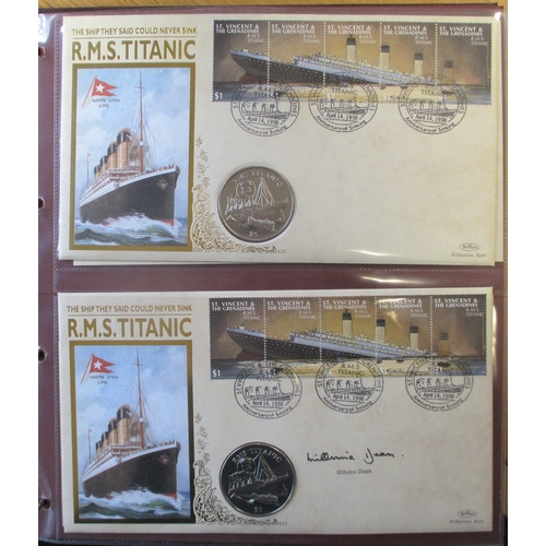 921 - 1994 to 2009 mainly Benham and Buckingham Covers collection in albums with some loose, many signed w... 