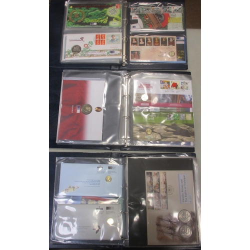 923 - Collection of uncirculated coin covers in 3 albums, includes ranges of £5, £2, £1, 50p and medals. P... 