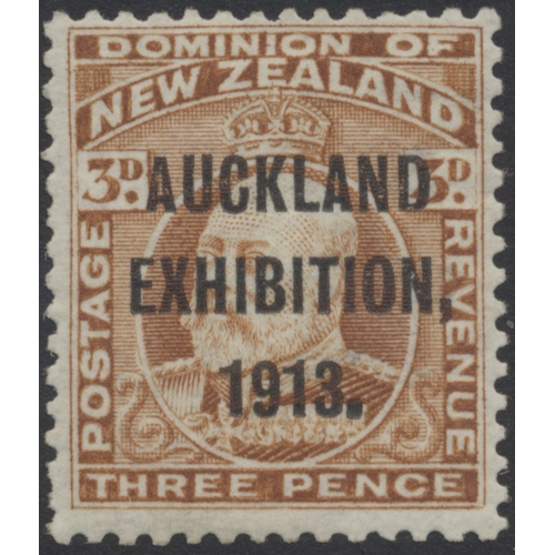 189 - New Zealand. QV-QEII M/U coln in 5 albums, incl 1855-62 large star Chalons to 1/- U, 1855-62 no wmk ... 